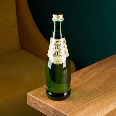 Вода Nabeglavi 500 мл в Saperavi Cafe по цене 398 ₽