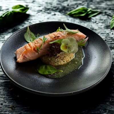 Стейк из лосося в Траттория Ла Вилла по цене 1562 ₽