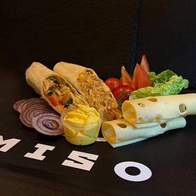 Классическая сырная шаурма BBQ Miso в Шаурма Miso по цене 540 ₽