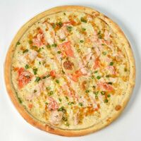 Пицца с копченой курицей в БамБуши