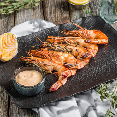 Тигровые креветки в Пряности & Радости на Московском по цене 1650 ₽