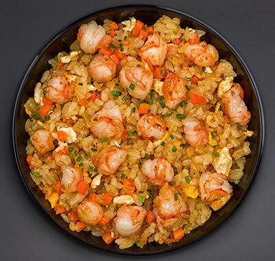 Жареный рис с тигровыми креветками в Bluefin по цене 1030 ₽