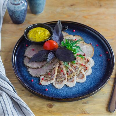 Мясное ассорти в Хинкальная на Руставели по цене 960 ₽