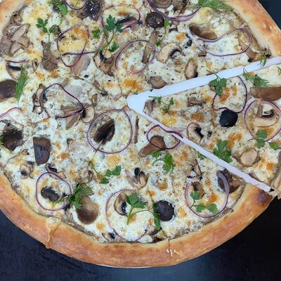 Пицца Грибная в Багс Банни от кафеМафия по цене 640