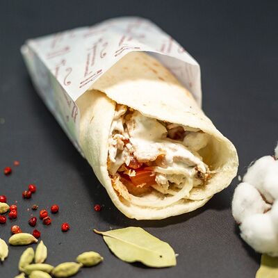 Шаверма в пите в Джудос joudos шаверма 12 по цене 400 ₽