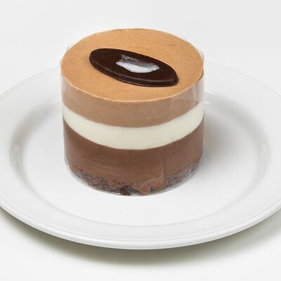 Пирожное 3 шоколада в Kitchen по цене 250