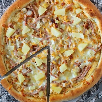 Пицца Гавайская в Суши-Пицца-ВОК по цене 619 ₽