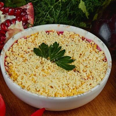 Сельдь под шубой в Дэда по цене 600 ₽