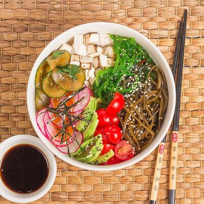 Поке Вегетарианский в Луиджи & Тосё по цене 339