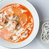 Том ям с креветками и кальмарами в Cafeshion по цене 760