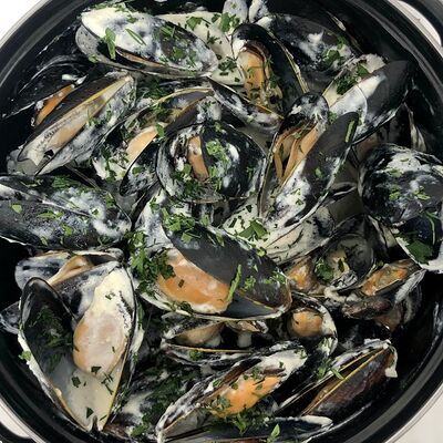 Мидии в трюфельном соусе в Фитнес меню по цене 1250 ₽