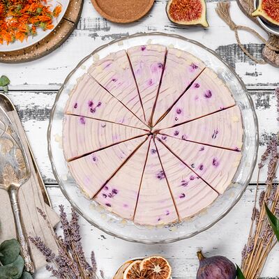 Чизкейк черничный в Десерт Коллекция по цене 2870 ₽