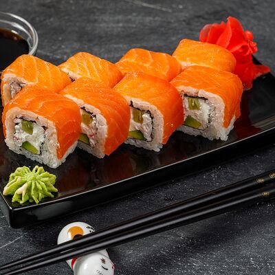 Ролл фирменный Филадельфия люкс в Sushi Pizza Top по цене 729 ₽