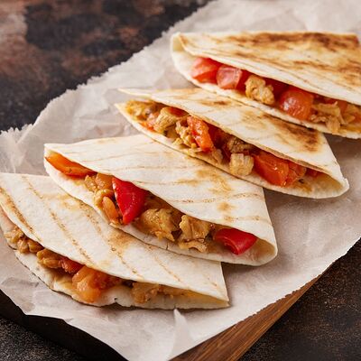 Кесадилья в Rolling's по цене 451 ₽