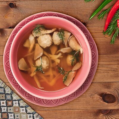 Суп Бульон куриный по-домашнему в Деда хинкали по цене 720 ₽