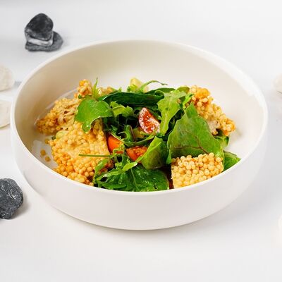 Салат с хрустящим цыпленком в Филадельфия по цене 578 ₽