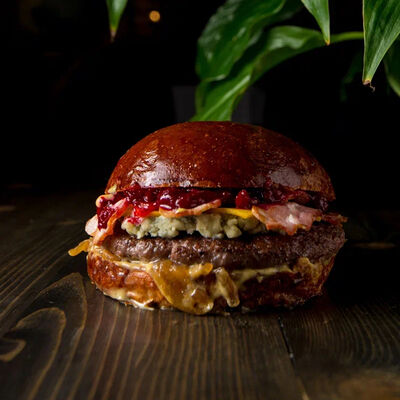 Бургер Блюз блючиз в Happy burger day по цене 690 ₽