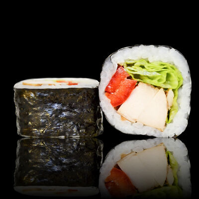 Ролл с курицей в Семья Плюс по цене 240 ₽
