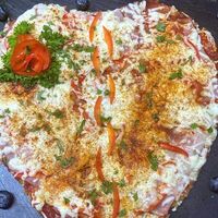 МясПицца-сердце Копченые колбаски в Мяспицца