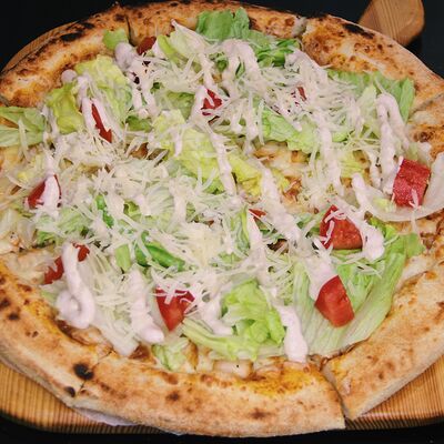 Цезарь с цыпленкомв Lokanta Cafe по цене 590 ₽