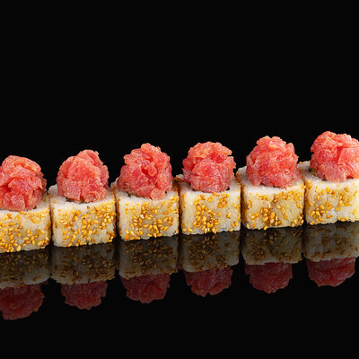 Тунец тар-тар спайси в Мой сосед Tsukiji по цене 850 ₽