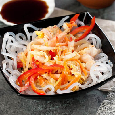 Лапша с морепродуктами в СушиNet по цене 279 ₽