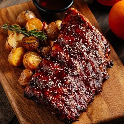 Ребра BBQ в азиатском соусе в Tootsie по цене 1615 ₽