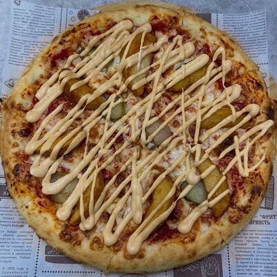 Пицца по-деревенски в Бистро 24 на Шамиля по цене 420 ₽