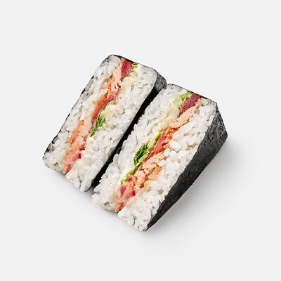 Онигири цезарь Хит в Мама Нори по цене 220 ₽