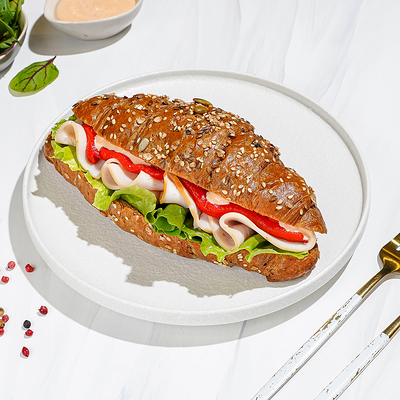 Бриошь с ветчиной куриной в Магбургер & Братья Караваевы по цене 285