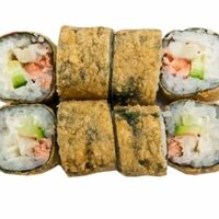 Ролл Жареный с лососем в Фабрика вкуса