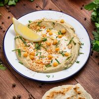 Хумус с питой в Бабагануш