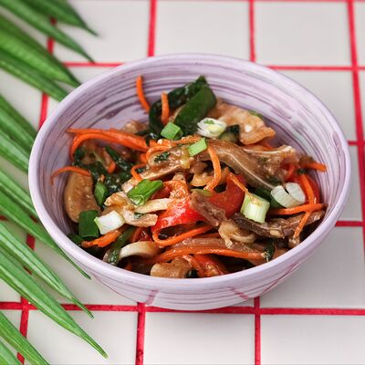 Уши Буши в Сайгонкафе по цене 340 ₽