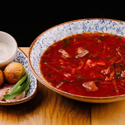 Борщ Кубанский с говядиной в Родина южной кухни по цене 590 ₽