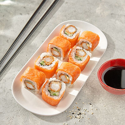 Ролл с лососем и креветкой в ПАЛКИ-СКАЛКИ по цене 629 ₽