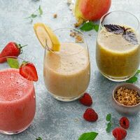 Смузи с клубникой в Баклажан в ТЦ 