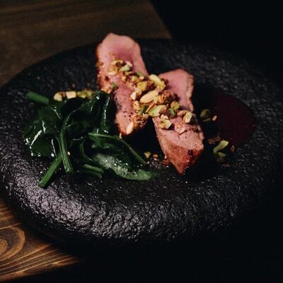 Утиная грудка с соусом из ежевики в Really bar по цене 1200 ₽