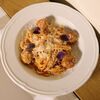 Паста в томатном соусе с куриными фрикадельками и пармезаномв Луи по цене 540