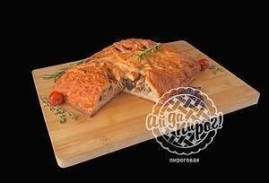 Пирог с курицей, черносливом и гр. орехом в АйДаПирог по цене 900 ₽