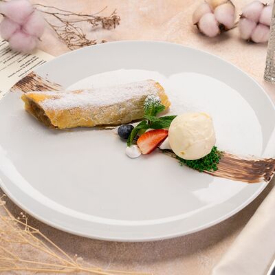 Классический штрудель в Абрамовъ по цене 780 ₽