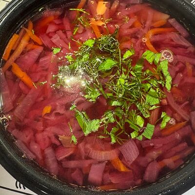 Борщ в Слово плову по цене 290 ₽