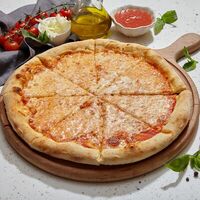 Пицца Маргарита в Ginza Pizza