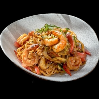 Лапша Wok с тигровой креветкой в Mario по цене 560 ₽