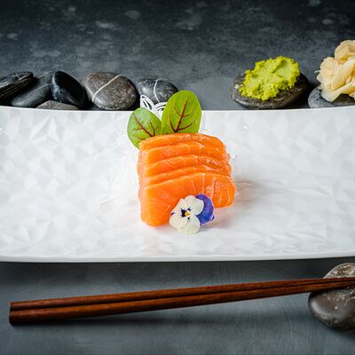 Сашими лососьв Nella Foresta по цене 1100 ₽