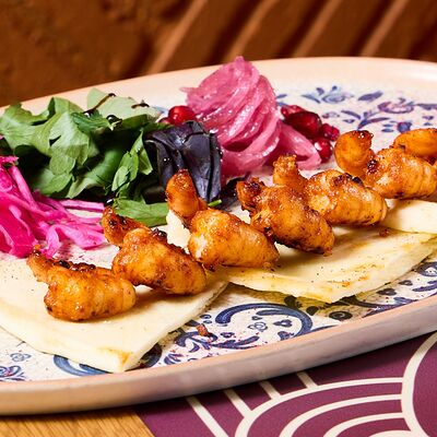 Шашлык из креветок стандартный в NANA Pirveli по цене 980 ₽