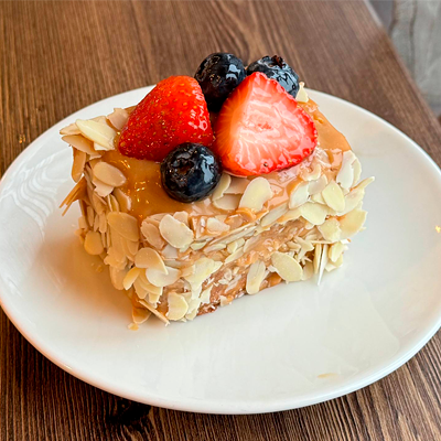 Наполеон карамельный в Garage по цене 360 ₽