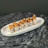 Запеченный ролл с угремв Суши в бутылке