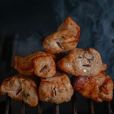 Шашлык из филе грудки индейки в Много Мяса по цене 649 ₽