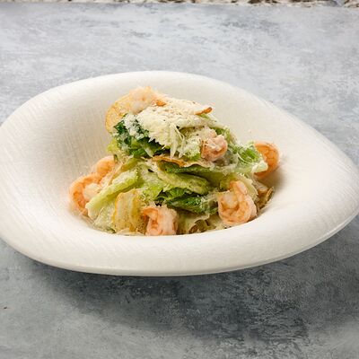 Цезарь с креветками на грилев Ofris по цене 1590 ₽