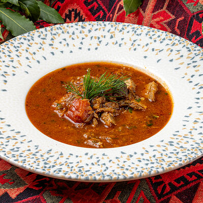 Харчо с говядиной в Хмели & Сунели по цене 690 ₽